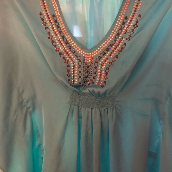 Tunic - Picture 3 of 4